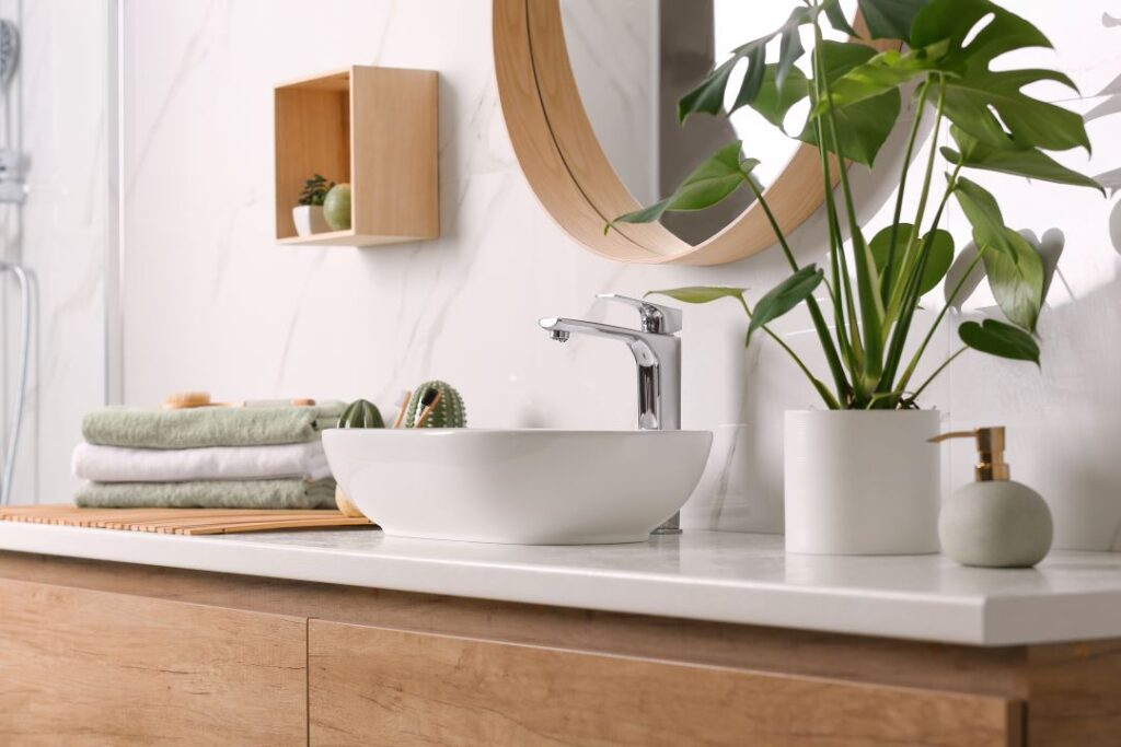 What is the average cost of hiring a plumber in Glenorchy?